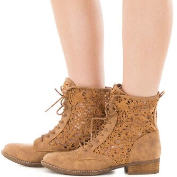 Not Rated Shoes - Not Rated Jakobe Ankle Bootie - Size 7, Tan